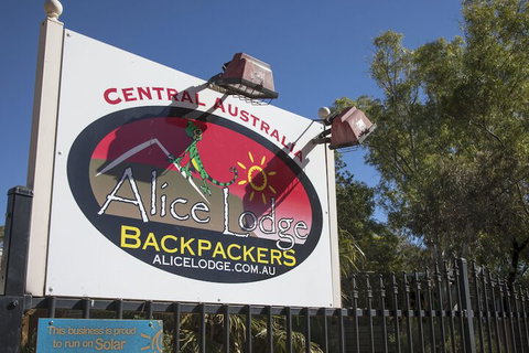 Alice Lodge Backpackers - Events Australia 2