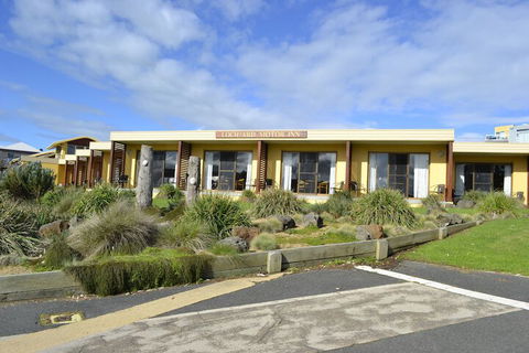 Loch Ard Motor Inn - Events Australia 4