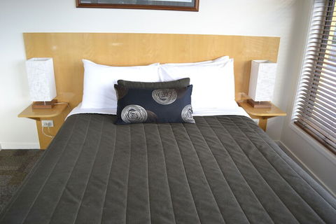 Loch Ard Motor Inn - Events Australia 7