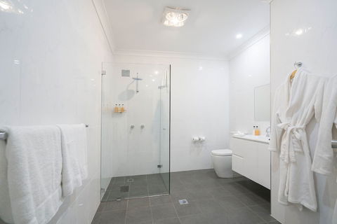 Thistle Hill Guest House - Accommodation Europe 4