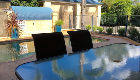 Edward Parry Motel & Apartments - Tourism Bookings 3