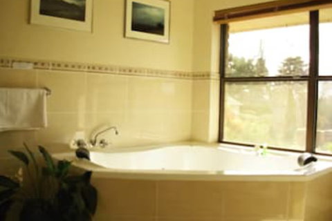 Bathurst Heights B&B - Tourism Bookings 6