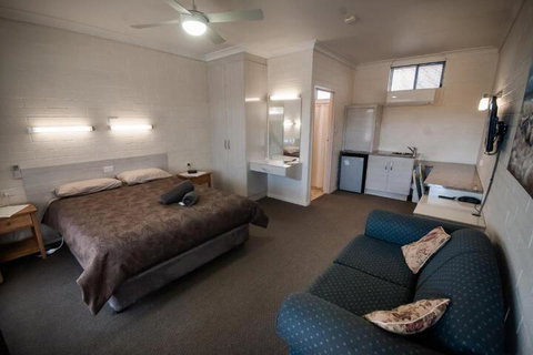 Ventura Motel - Events Australia 4