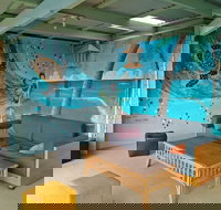 Ozzie Pozzie Backpackers - YHA - Events Australia