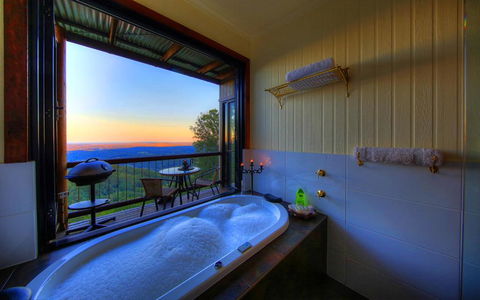 At Remingtons Private Cottages & Lodge - Tourism Bookings 5