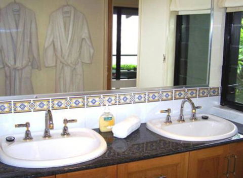 At Remingtons Private Cottages & Lodge - Tourism Bookings 2
