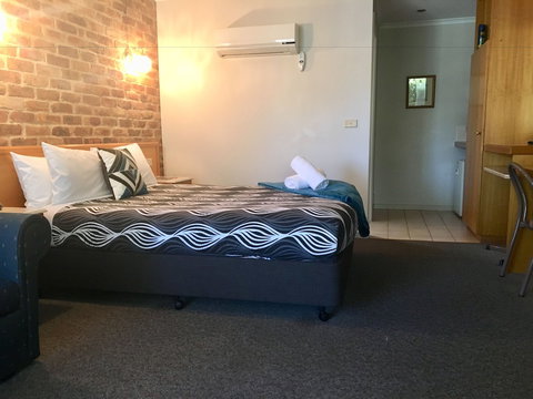 Paddle Wheel Motel - Events Australia 4