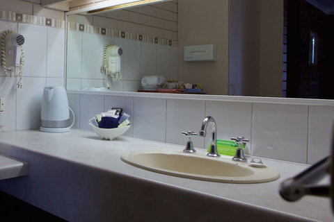 Paddle Wheel Motel - Events Australia 6