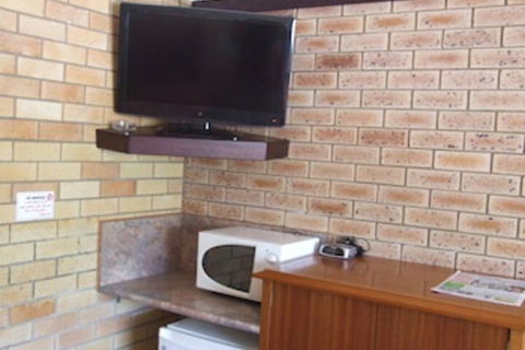 Pacific Paradise Motel - Events Australia 4