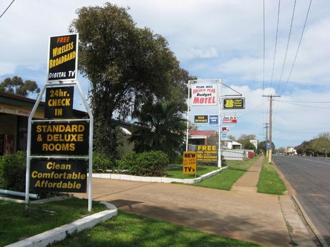 Peak Hill Golden Peak Budget Motel - Tourism Bookings 2