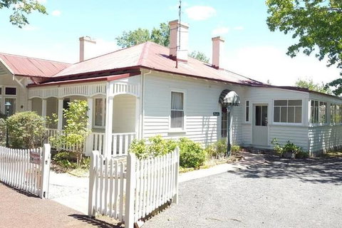 Ross B&B Accommodation - Events Australia 1