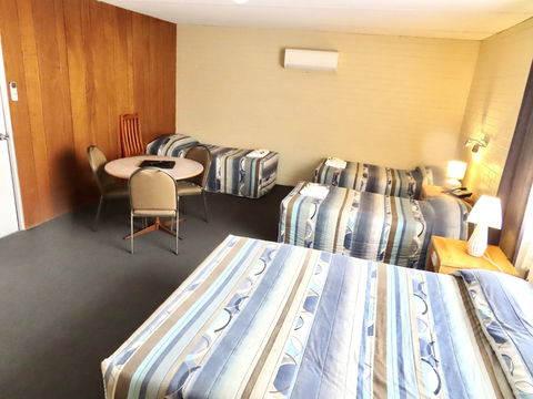 Wedderburn Goldseeker Motel - Events Australia 4