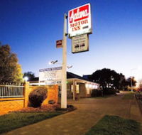 Golden Chain Aalana Motor Inn - Events Australia