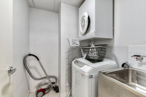 Flynn Brisbane - Events Australia 1