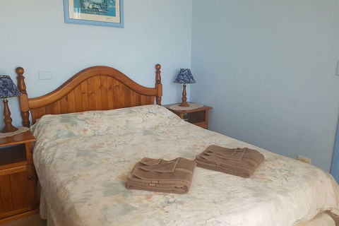 Lake Front Motel - Events Australia 7