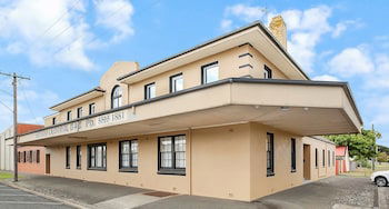 Grand Central Accommodation B&B Cobden - Tourism Bookings 1
