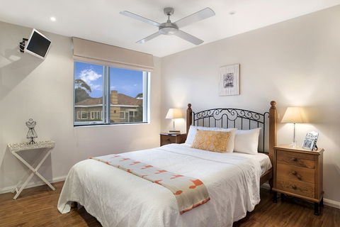 Captain's Retreat Apartments And Cottages - Events Australia 4