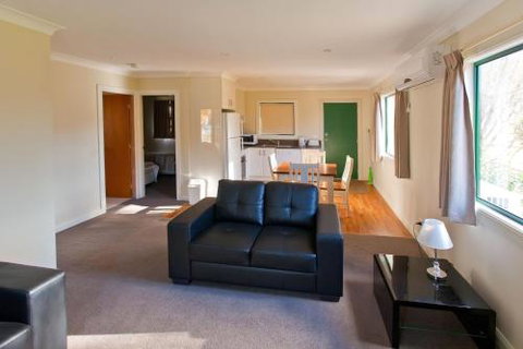 Wagga Wagga Beach Caravan Park - Events Australia 4