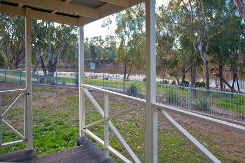 Wagga Wagga Beach Caravan Park - Events Australia 1