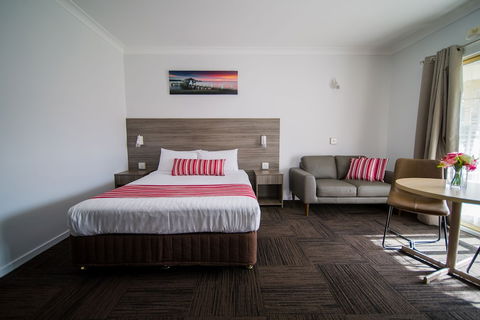 Hamiltonâ€™s Queanbeyan Motel - Tourism Bookings 4
