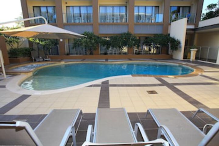 Walliebum ACT Accommodation Europe
