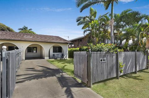 Unit On Rogers - Events Australia 3