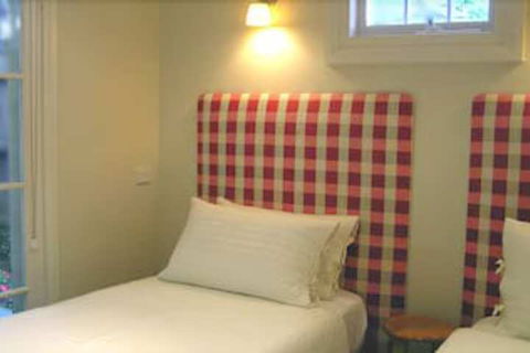 Camellia Cottage Bed & Breakfast - Tourism Bookings 1