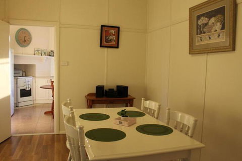 Trefolly Olive Cottage - Tourism Bookings 4