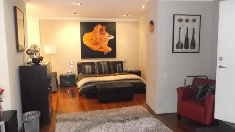 New York On King - Events Australia 1