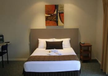 Emerald Executive Apartments - Tourism Bookings 4
