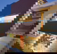 Alouarn Apartment 2 - Events Australia