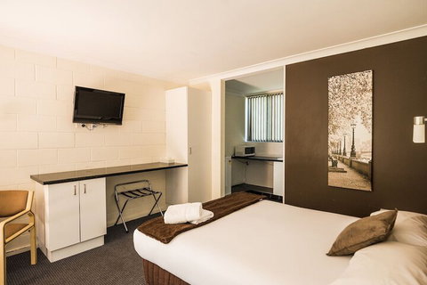 Plainsman Motel - Events Australia 6