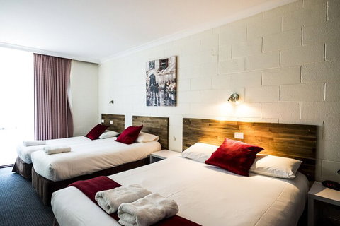 Plainsman Motel - Events Australia 7