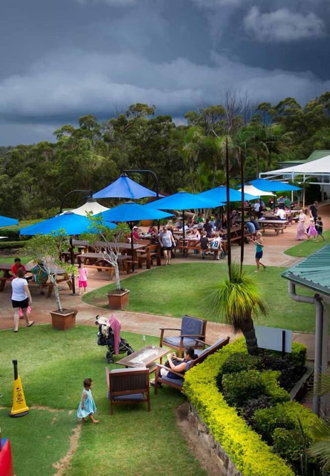 Eagle Heights Mountain Hotel - Events Australia 2