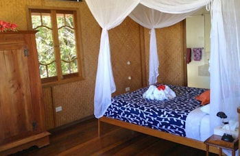 1770 Beach Shacks - Events Australia 3