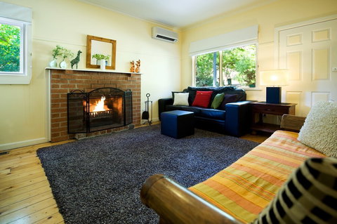 Apple Tree Cottage - Events Australia 6