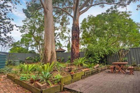 The Pines Bed & Breakfast - Events Australia 0