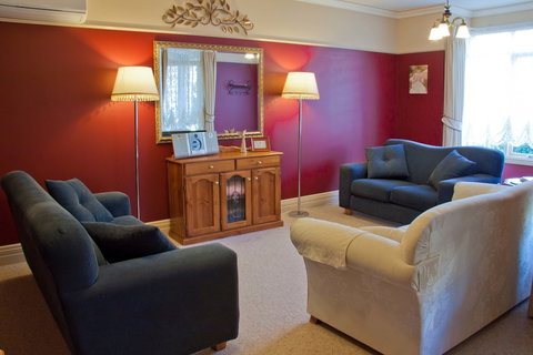 Lucy's House Serenity - Events Australia 6