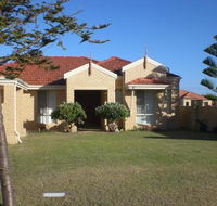 Port Bouvard Beach Holiday Home Mandurah - Events Australia