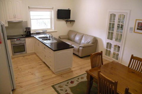 MacDonnell House Naracoorte - Events Australia 7