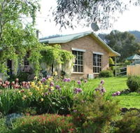Halls on Falls Homestead - Tourism Bookings