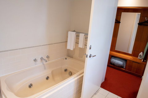 Linaker Nurse's Quarters - Events Australia 5