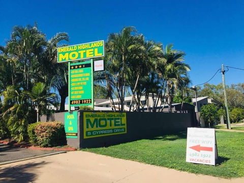 Emerald Highlands Motel - Tourism Bookings 5