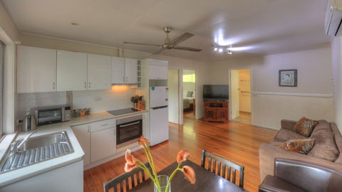 Atherton Hinterland Motel - Events Australia 6