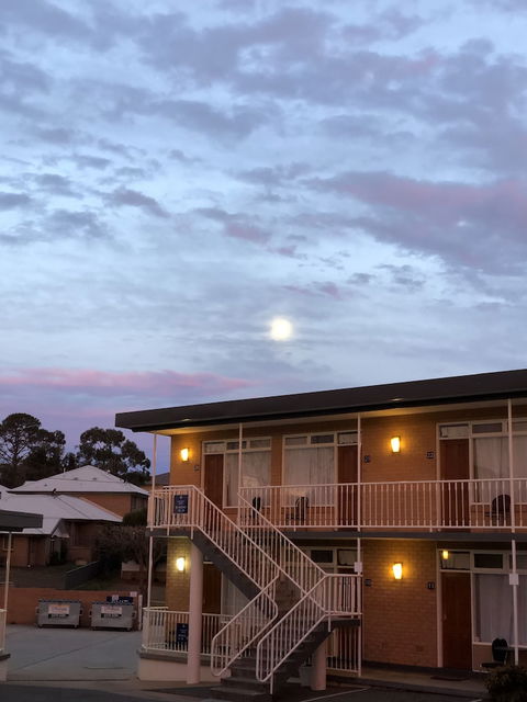Queanbeyan Motel - Tourism Bookings 0