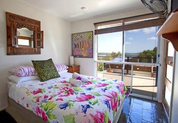 1770 Sovereign Lodge Resort - Events Australia 6