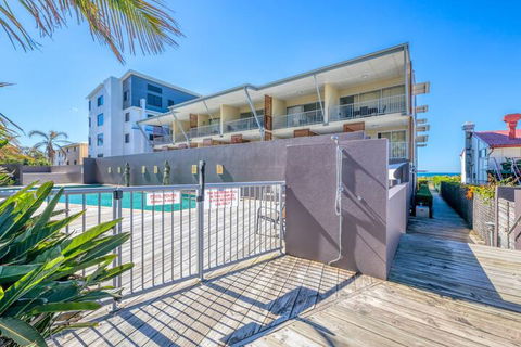 On The Beach Resort Bribie Island - Events Australia 3