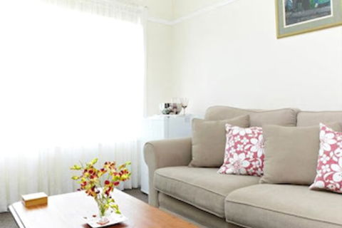 Austin Rise Bed And Breakfast - Accommodation Europe 2