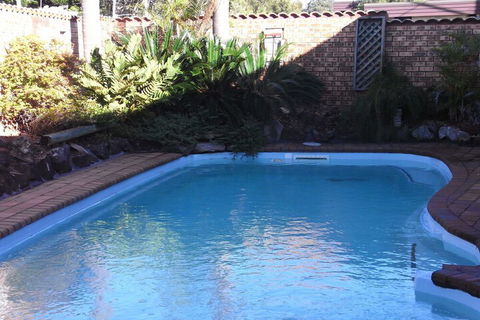 Central Motel Nelson Bay - Tourism Bookings 3