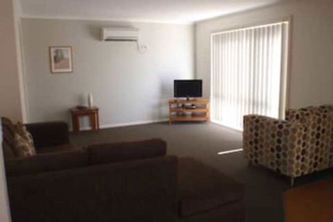 Kennedy Holiday Resort - Accommodation Europe 3